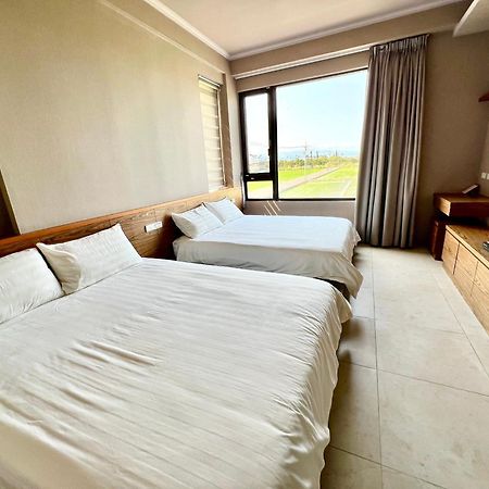 Xin Yi Bed & Breakfast อู่เจี๋ย ภายนอก รูปภาพ