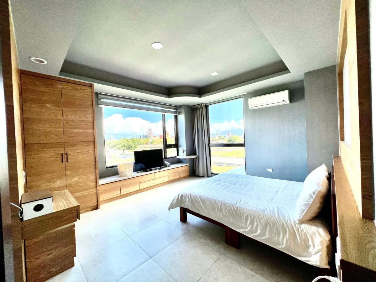 Xin Yi Bed & Breakfast อู่เจี๋ย ภายนอก รูปภาพ